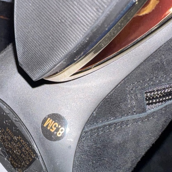 NWT Gianni Bini Harrison Suede Architectural Wedge Black Booties Sz 8,5 - Picture 8 of 8